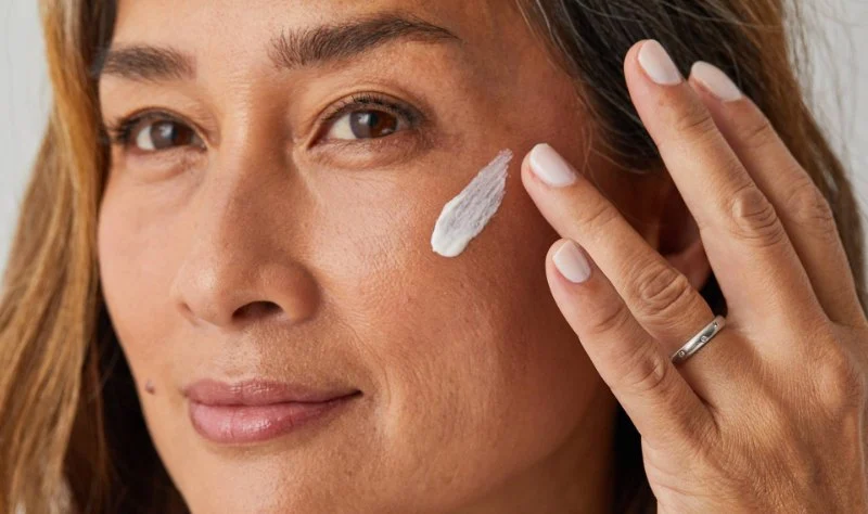 Effective Skincare Treatments for Mature Skin: Expert Guide