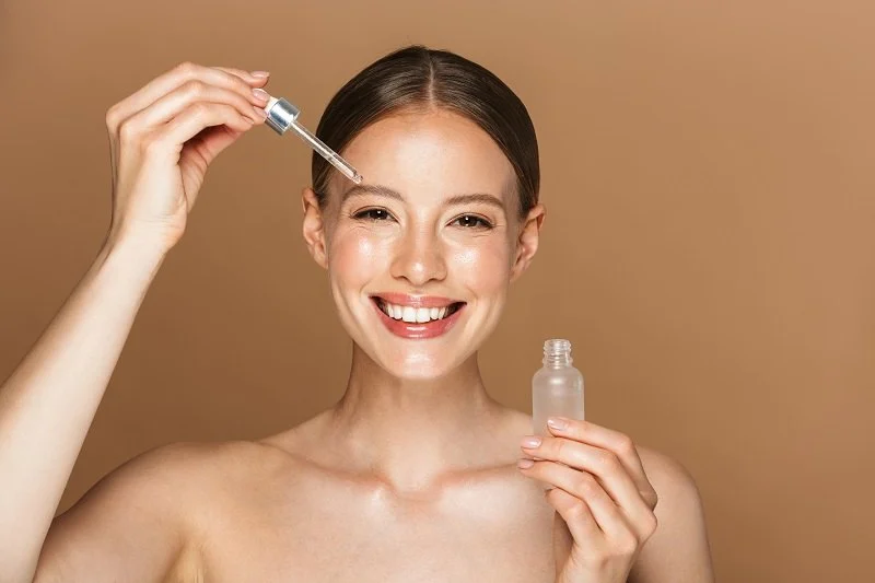 Why Using a Skin Serum Is Essential for Intensive Skin Repair