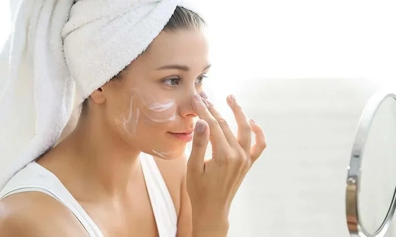 How to Take Care of Your Skin After a Long Day Outdoors