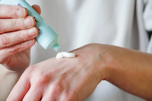 Effective Ways to Treat Scaly Skin with the Right Moisturizers and Creams