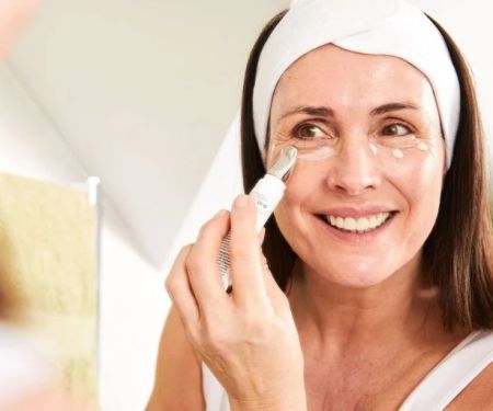 The Best Products for Reducing the Appearance of Fine Lines: Expert Recommendations