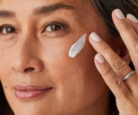 How to Prevent Wrinkles with a Simple Anti-Aging Skin Care Routine