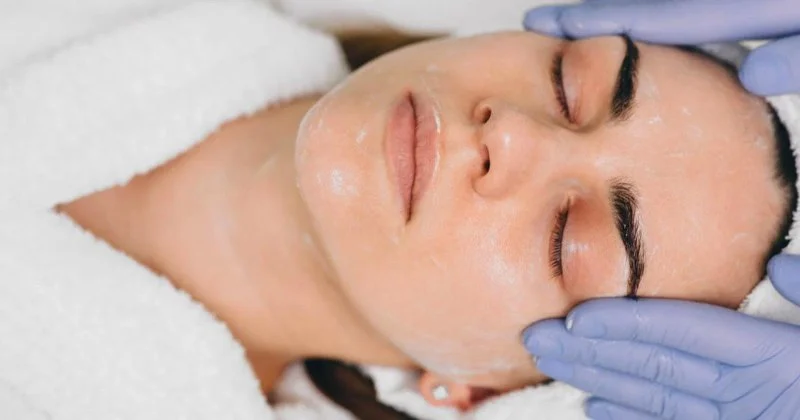 How to Improve Skin Tone and Texture with Regular Exfoliation