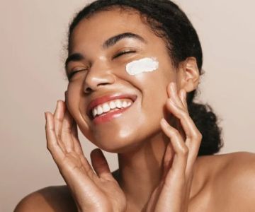 How to Improve Your Skin’s Appearance with a Consistent Skincare Routine