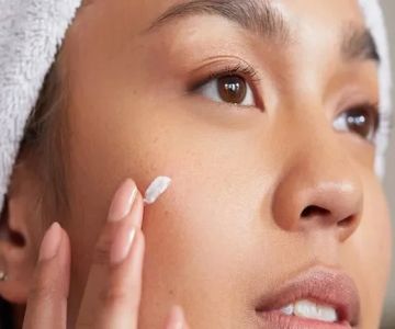 Best Skin Care Tips for Managing Oily Skin Without Drying Out