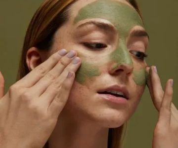 The Best Products for Improving Skin Tone and Texture Naturally