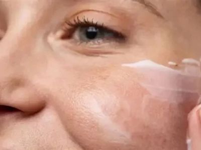 How to Treat Skin Dehydration and Restore Moisture with Top Products