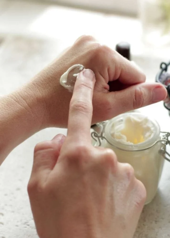 How to Treat Dry Skin on Your Body with Simple Hydrating Tips