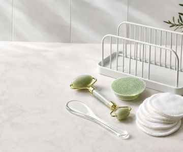 How to Clean Reusable Skincare Tools Safely
